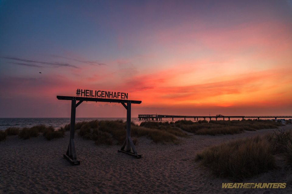 Himmelsröte über Heiligenhafen