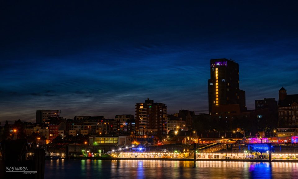 NLCs über Hamburg