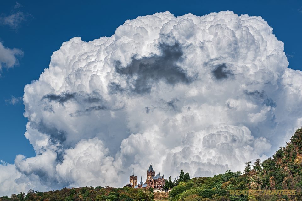 Gewitter über Bonn und dem Siebengebirge