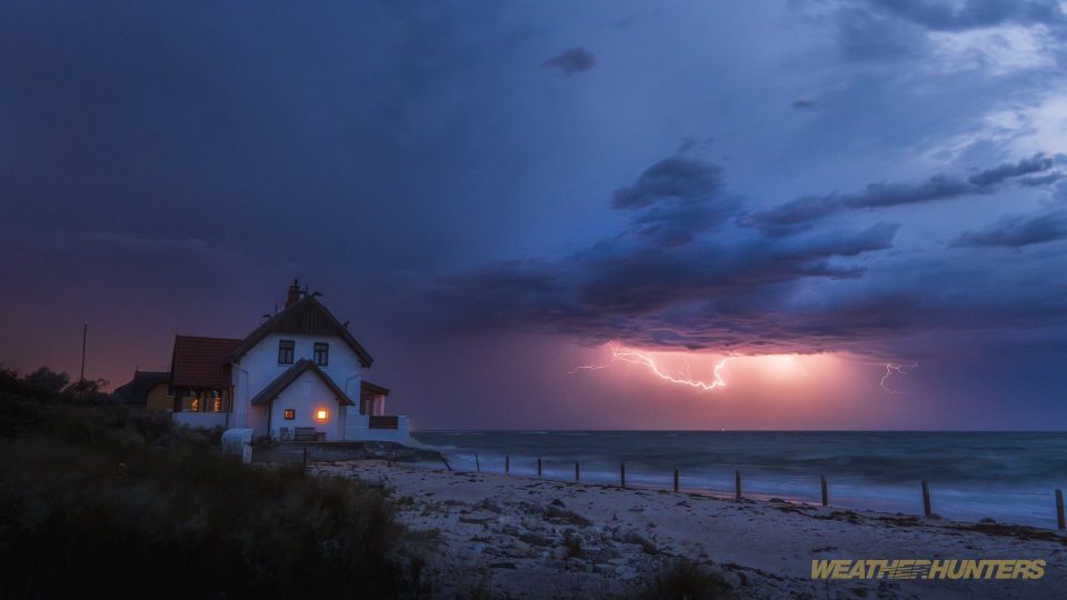 Vorbeiziehendes Gewitter am Graswarder