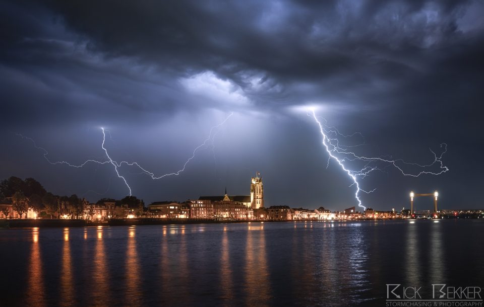 Lightning above Dordrecht #2