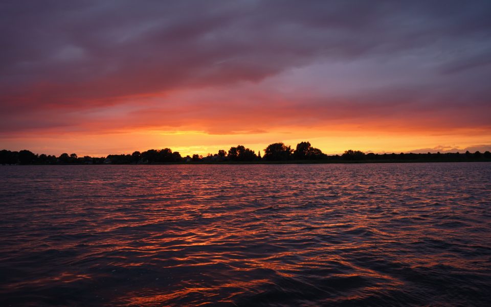 Abendrot über dem Hohenauer See bei Rathenow