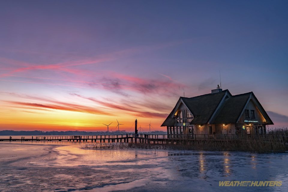 Himmelsröte über dem Lakehouse°54 am Hemmelsdorfer See