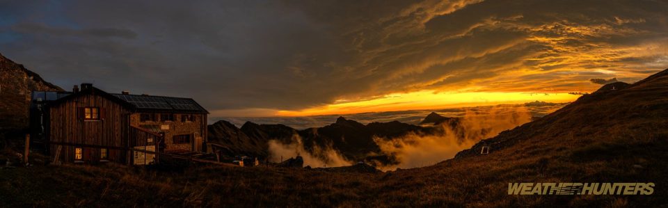 Sonnenaufgang an der Weilheimer Hütte