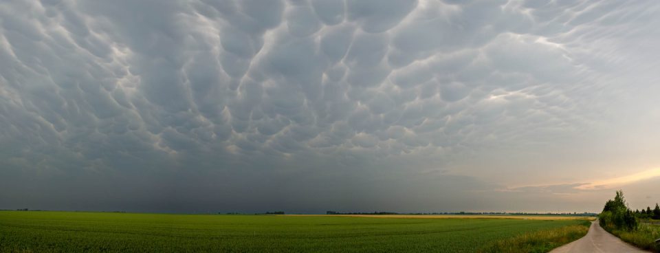 Mammatusdisplay am Pfingstunwetter ELA