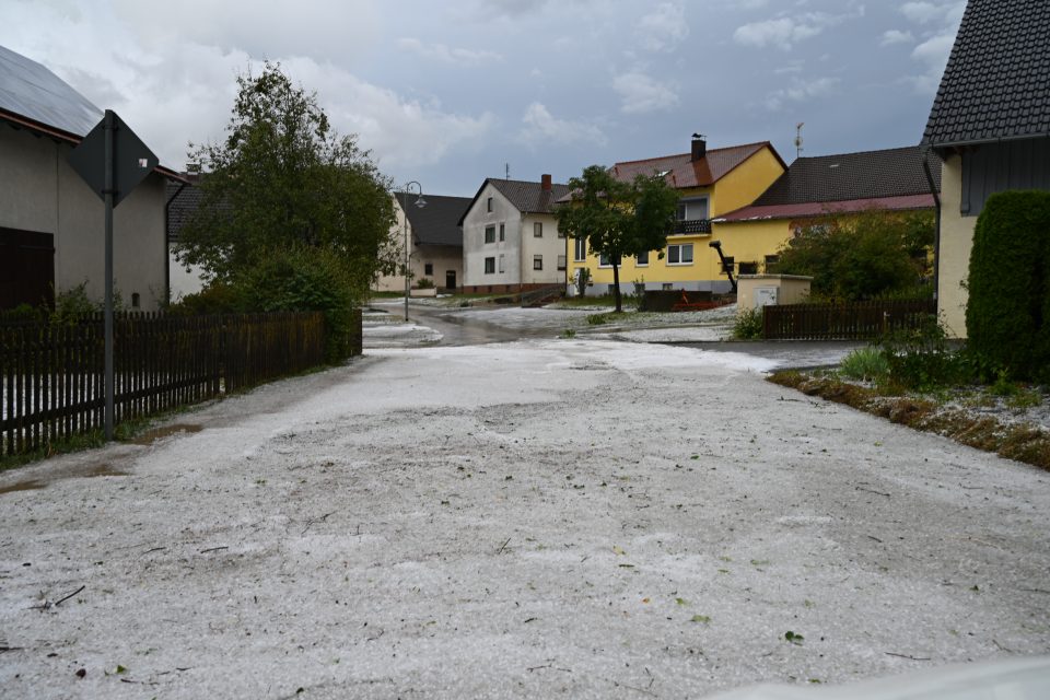 Hagelgewitter – Foto von Sturmjäger Alb-Donau