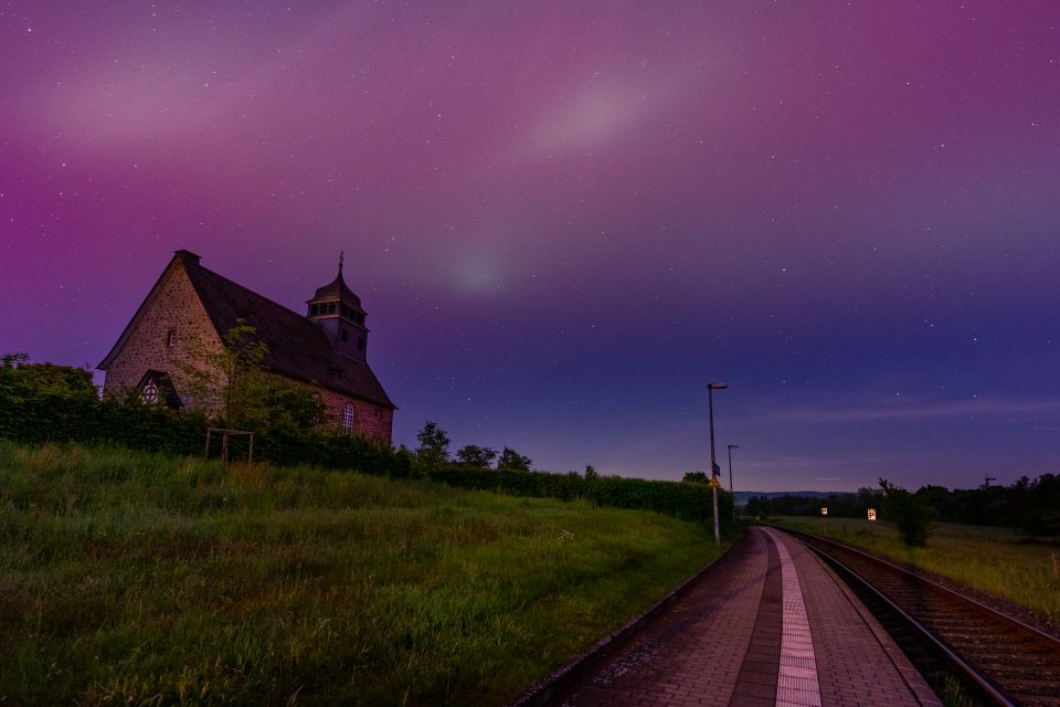 Pinkes Polarlicht – Foto von Herrrabe_official