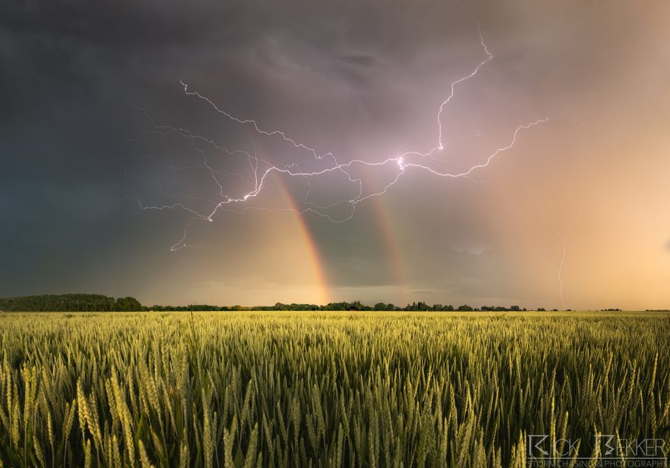 Rainbow Lightning